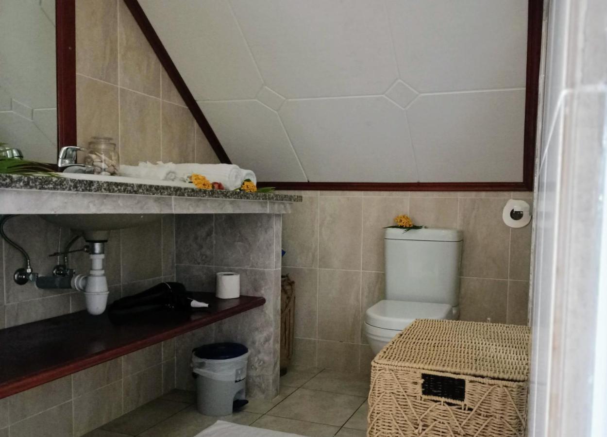 Badamier Self-Catering Lägenhet La Digue Exteriör bild