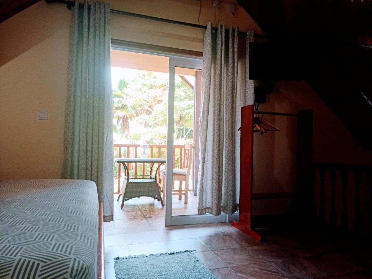 Badamier Self-Catering Lägenhet La Digue Exteriör bild