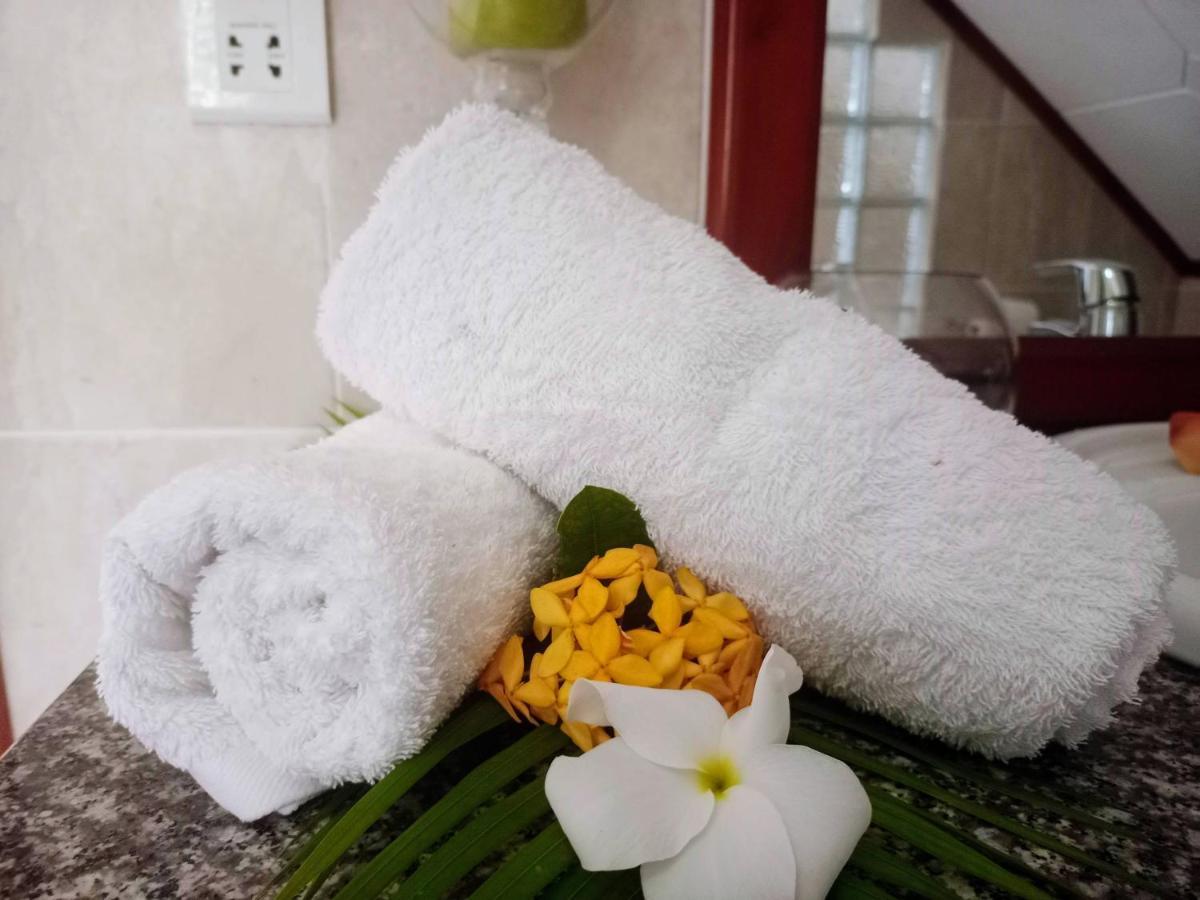 Badamier Self-Catering Lägenhet La Digue Exteriör bild