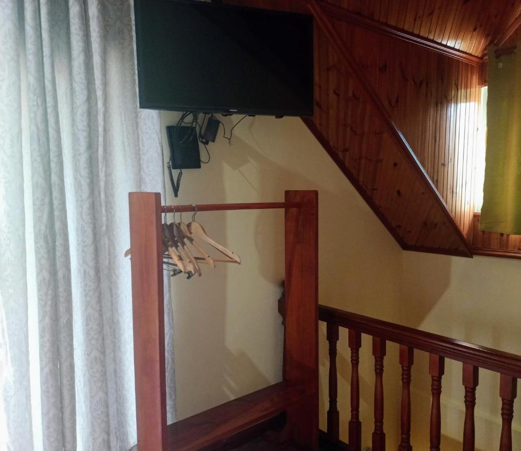 Badamier Self-Catering Lägenhet La Digue Exteriör bild