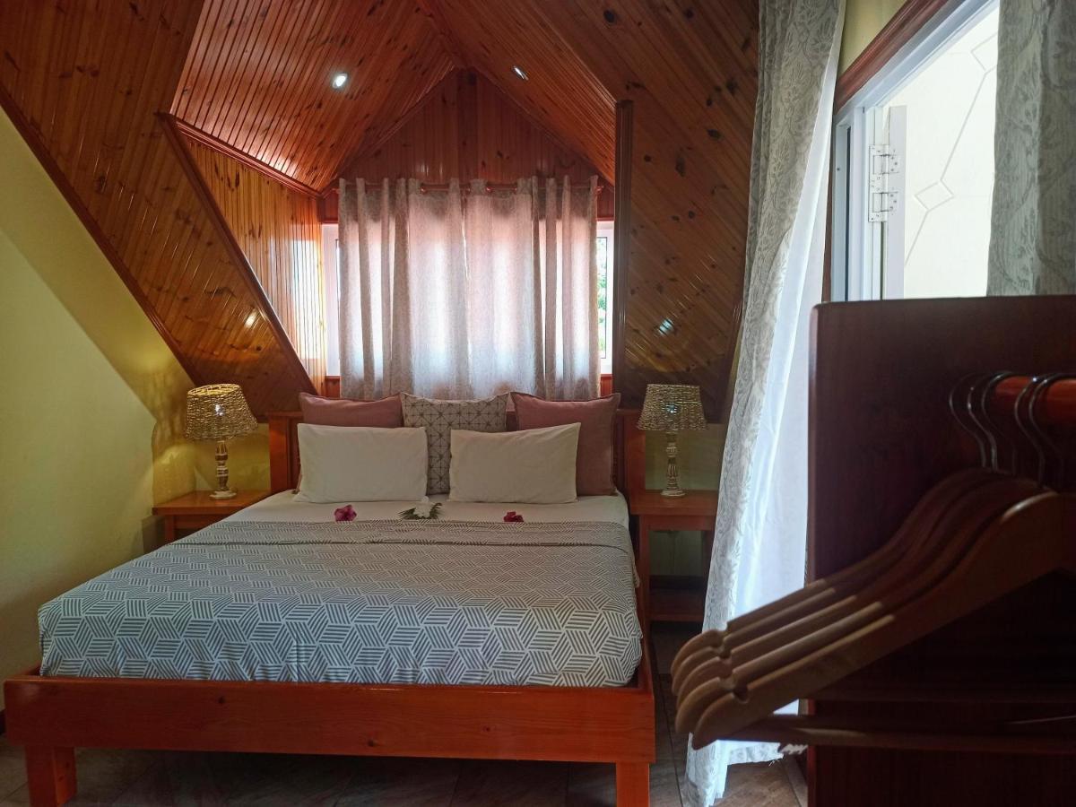 Badamier Self-Catering Lägenhet La Digue Exteriör bild