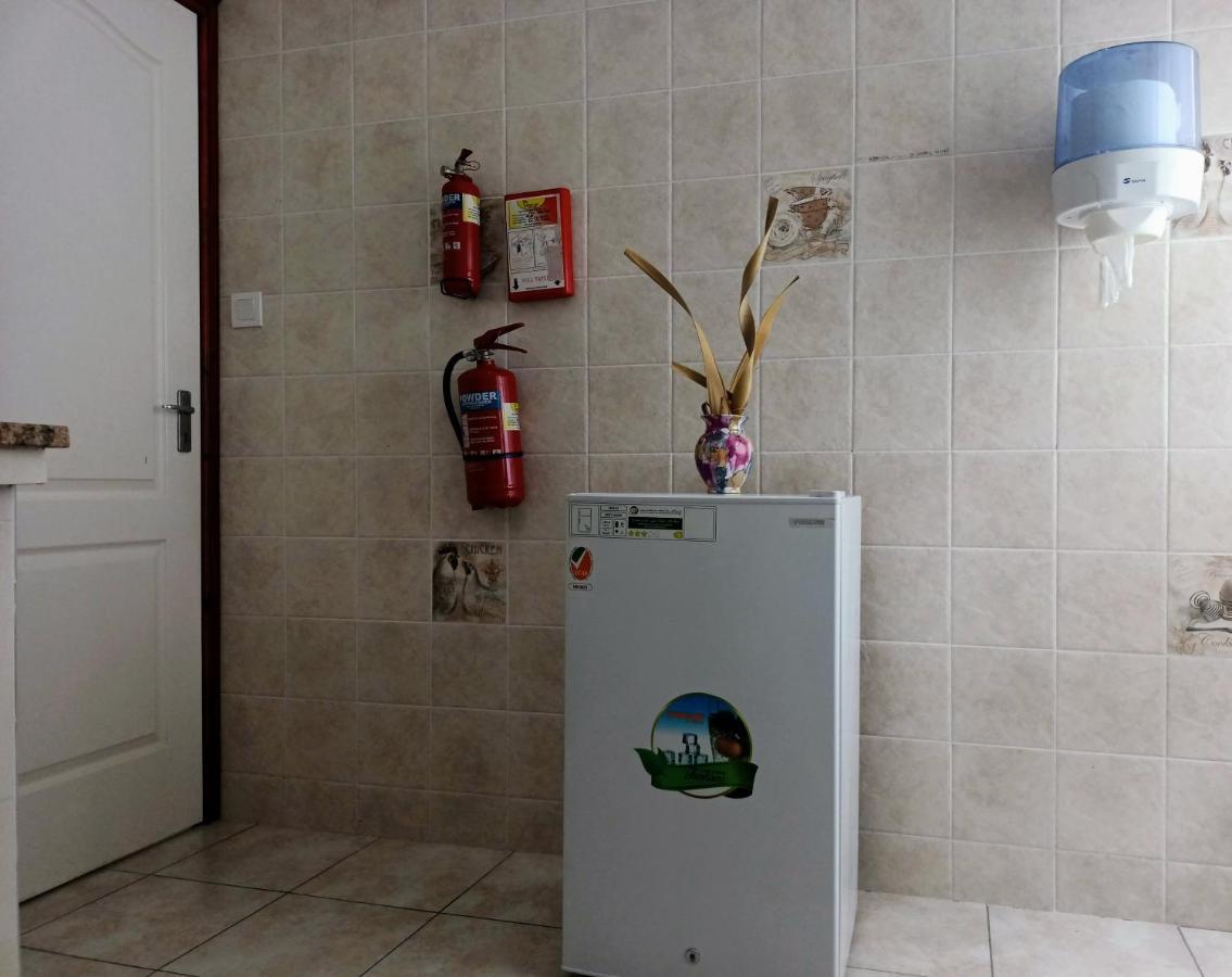 Badamier Self-Catering Lägenhet La Digue Exteriör bild