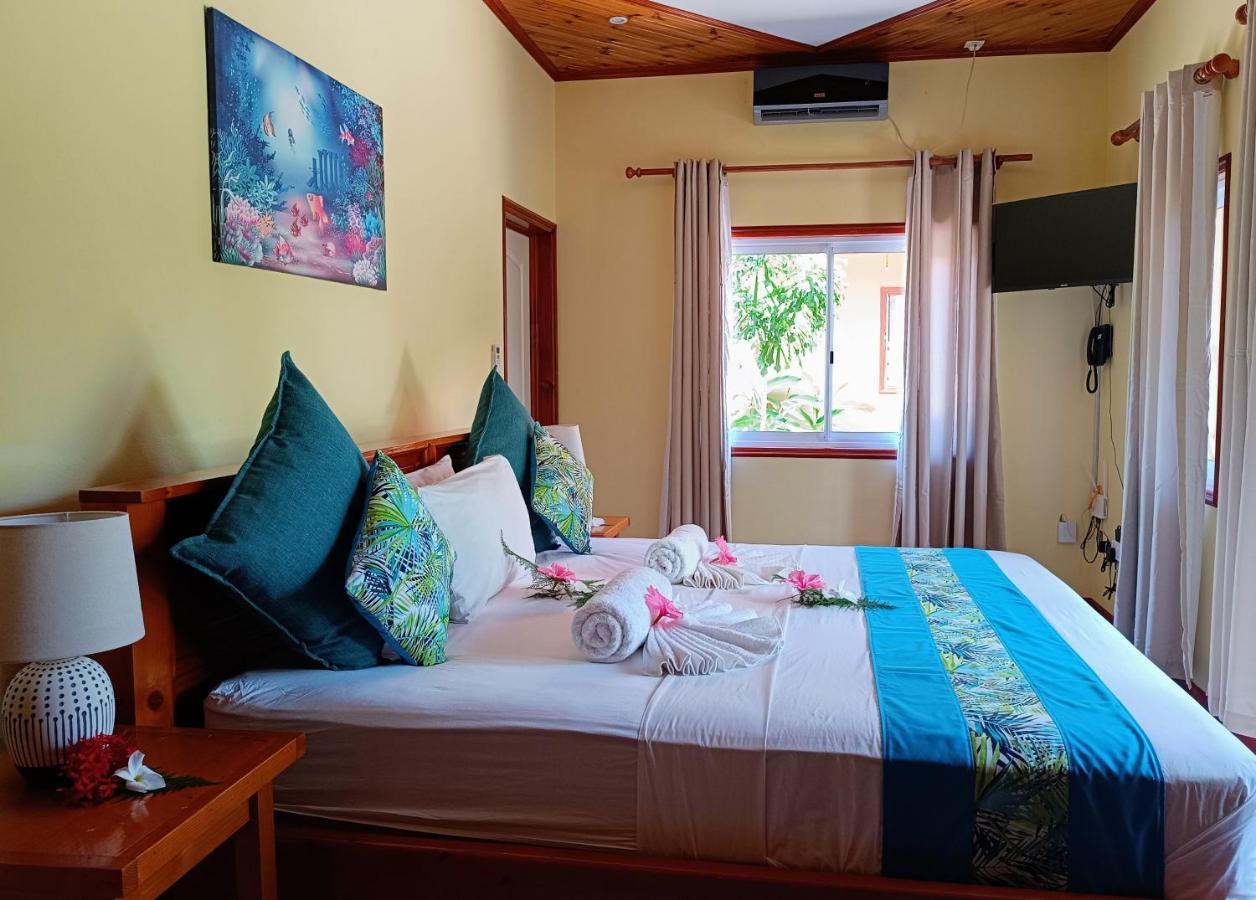 Badamier Self-Catering Lägenhet La Digue Exteriör bild