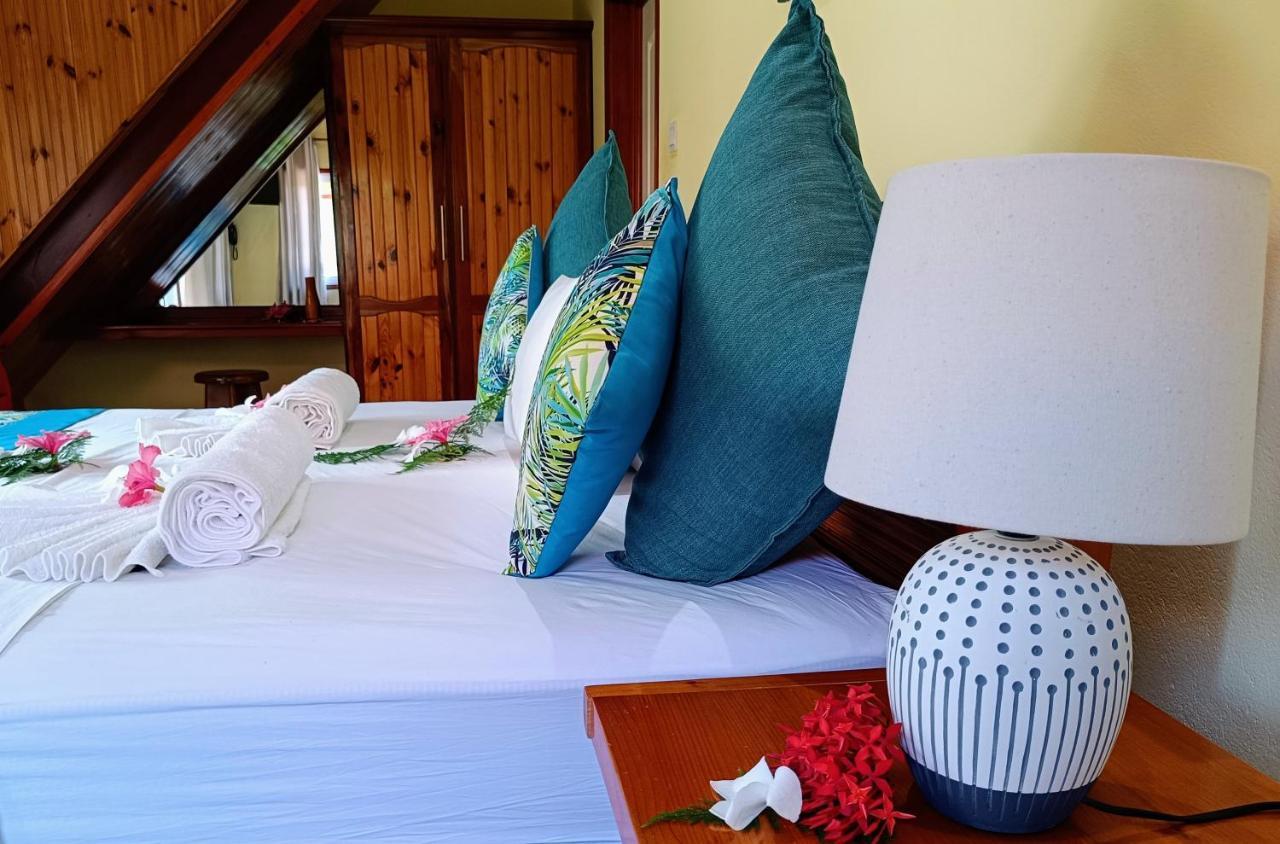 Badamier Self-Catering Lägenhet La Digue Exteriör bild